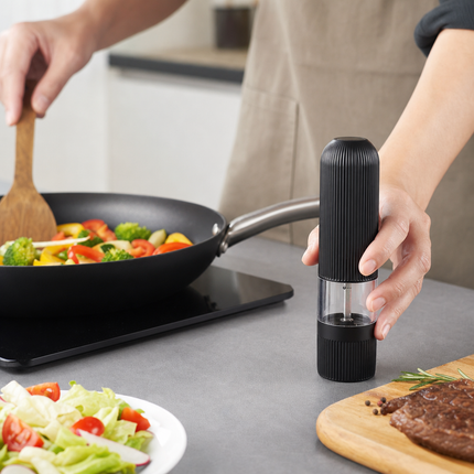 Electric Salt Pepper Grinder Black