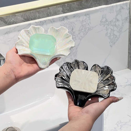 V-shaped Drainage Ginkgo Leaf Drain Soap Dish Soap Organizer Photo Props
