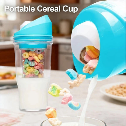 2Pcs Crunch Cup Plastic Cereal Cup Leak-Proof Cereal Tumbler On-the-Go Portable（Yellow And Blue）