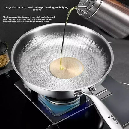 Titanium Frying Pan Life Time Non Stick Uncoated Fish Scale Surface lid (26Cm Covered)