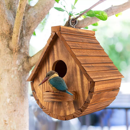 Rustic Wooden Birdhouse for Outdoor Gardens Durable Weather-Resistant Design
