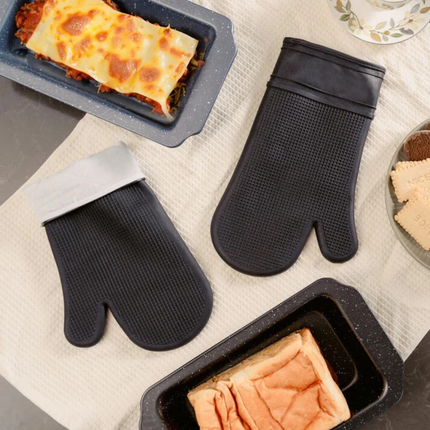 4Pcs Kitchen Set Silicone Gloves Mats Heat Resistant Baking Microwave Oven Mitts