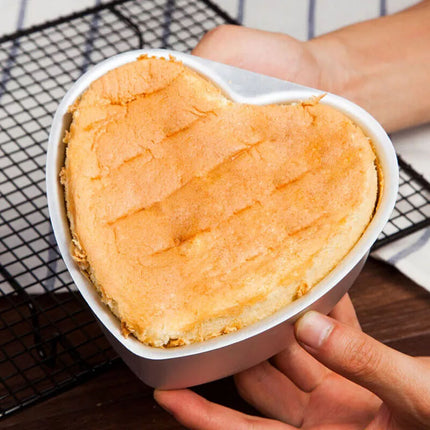 10" Tin Heart Shaped Bread Cake Pan Bakeware Molds Baking Tray Moulds mold