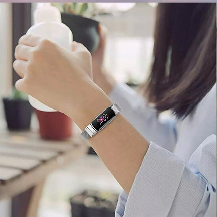 Silver Fitbit Luxe Band Replacement Magnetic Wristband Watch Soft Stainless Steel Strap